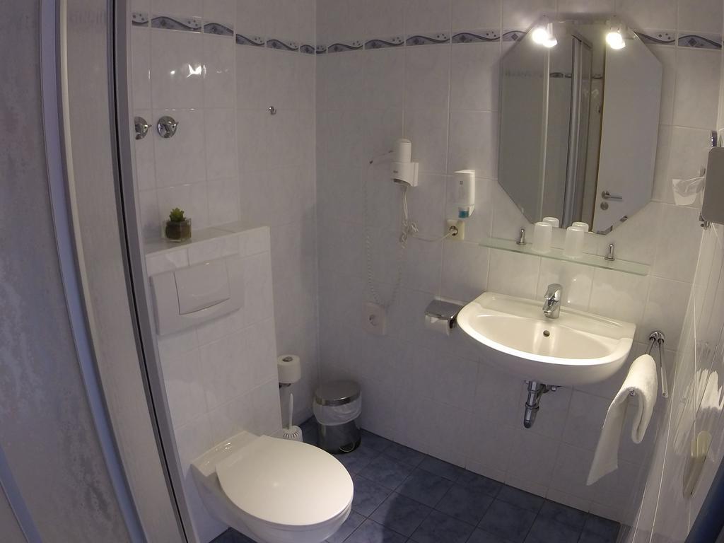 Klausdorfer Hof Hotel Schwentinental Luaran gambar
