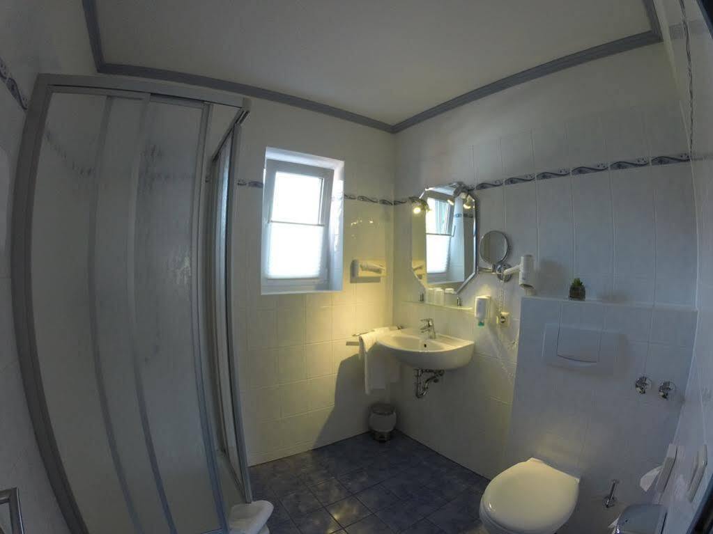Klausdorfer Hof Hotel Schwentinental Luaran gambar